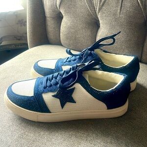 Hey Girl Navy rhinestone star tennis shoes!